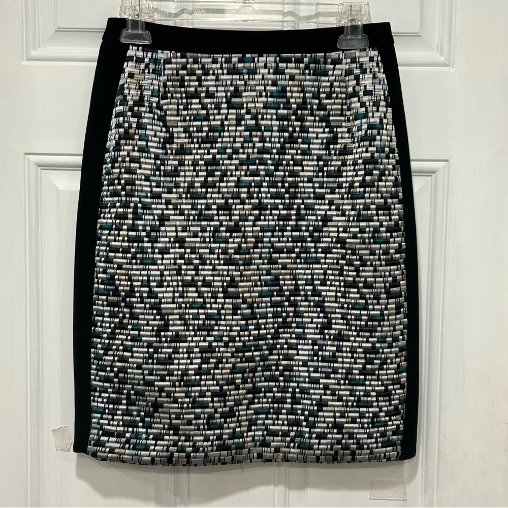 Hugo Boss Votina Geometric Pencil Skirt Artistic Textured Silk designer Size 2